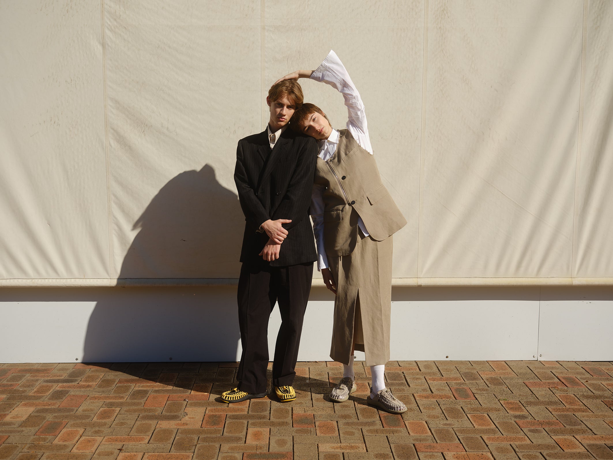 All Gender UNEEK II Convertible | Black/Jolly Green - Image 7