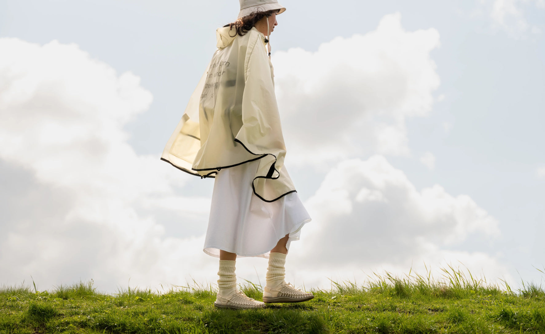 Women's UNEEK Sneaker | Martini Olive/Safari - Image 7